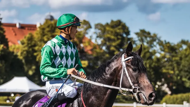 Sell Out Your Horse Racing Event Tickets - 123 Tix