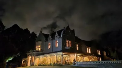 Kids Summer Night Tour of Abercrombie House
